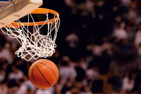 爱游戏官网-南非橄榄球赛事的观众基础不断扩大，全球关注度提升，南非橄榄球图片