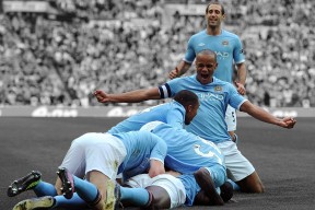 爱游戏体育（AYX）官方APP下载-哈登关键三分快船再度问鼎榜首，哈登 三分