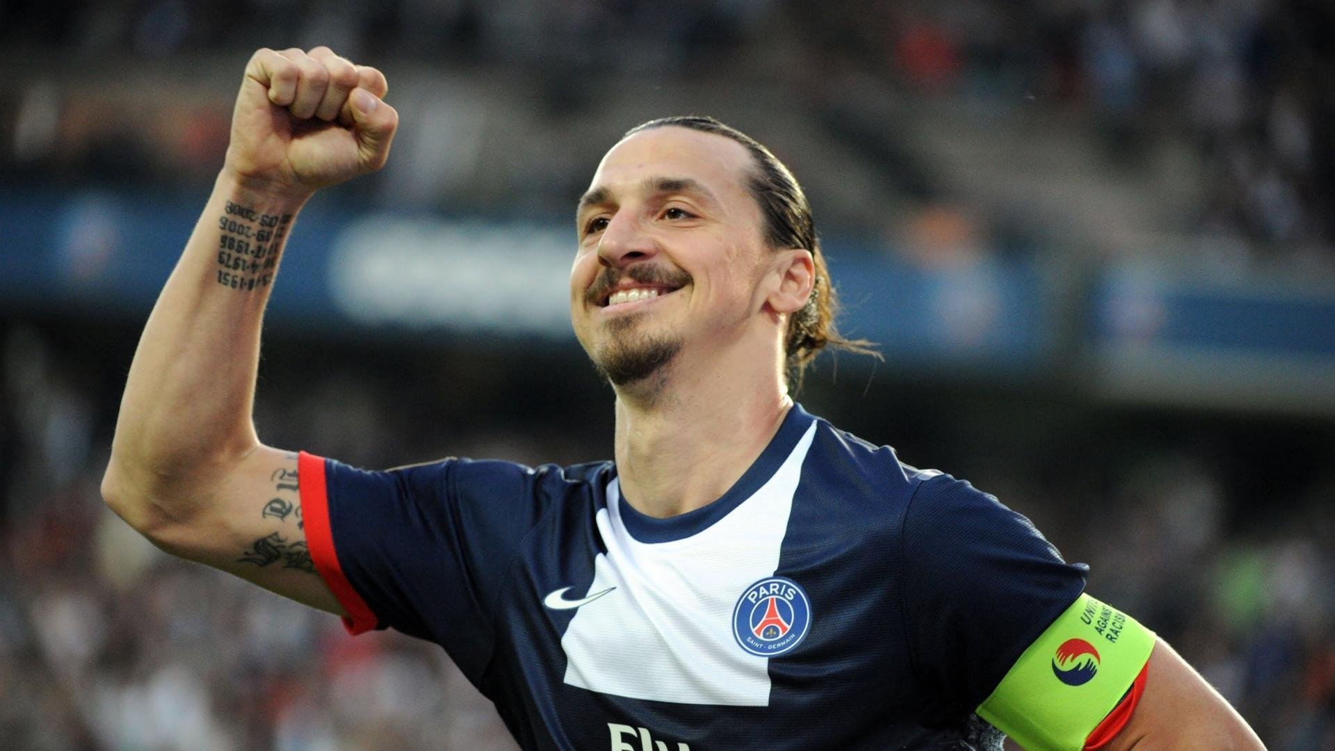 乔·波尔曼的突破性进攻和精准传球，帮助袋鼠队屡屡打破防线，乔丁·波尔特