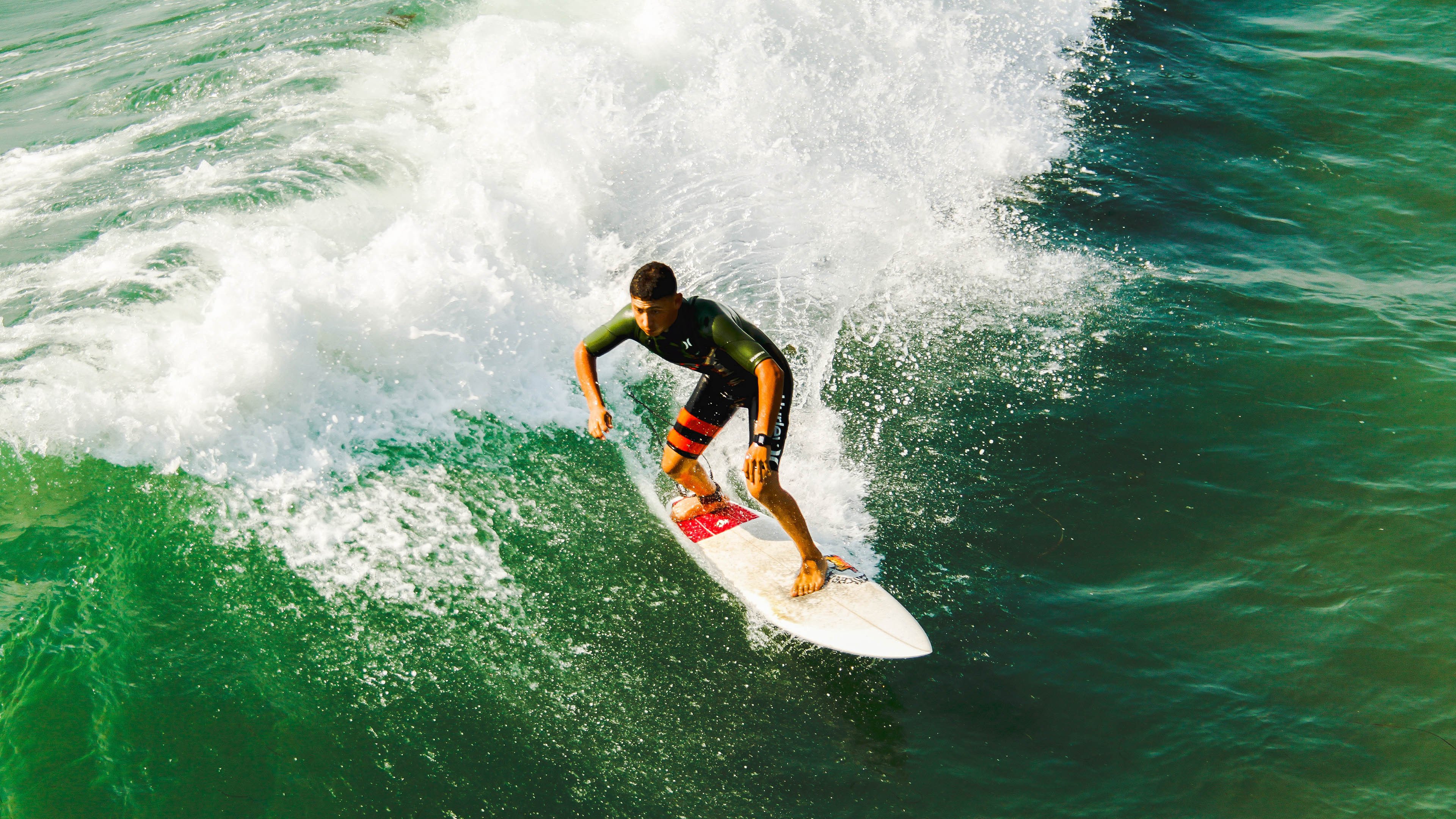 校园足球组织结构进一步细化实现管理标准化推进，校园足球文化布置