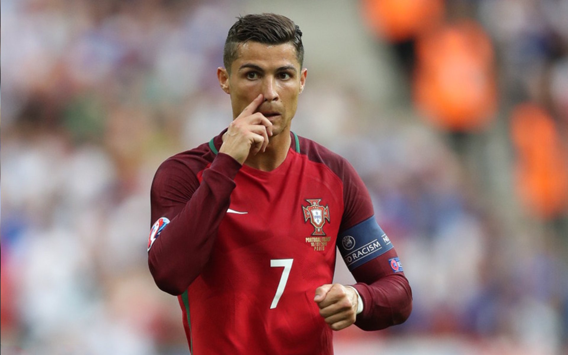 深度剖析:欧冠中的高压逼抢战术成功秘诀